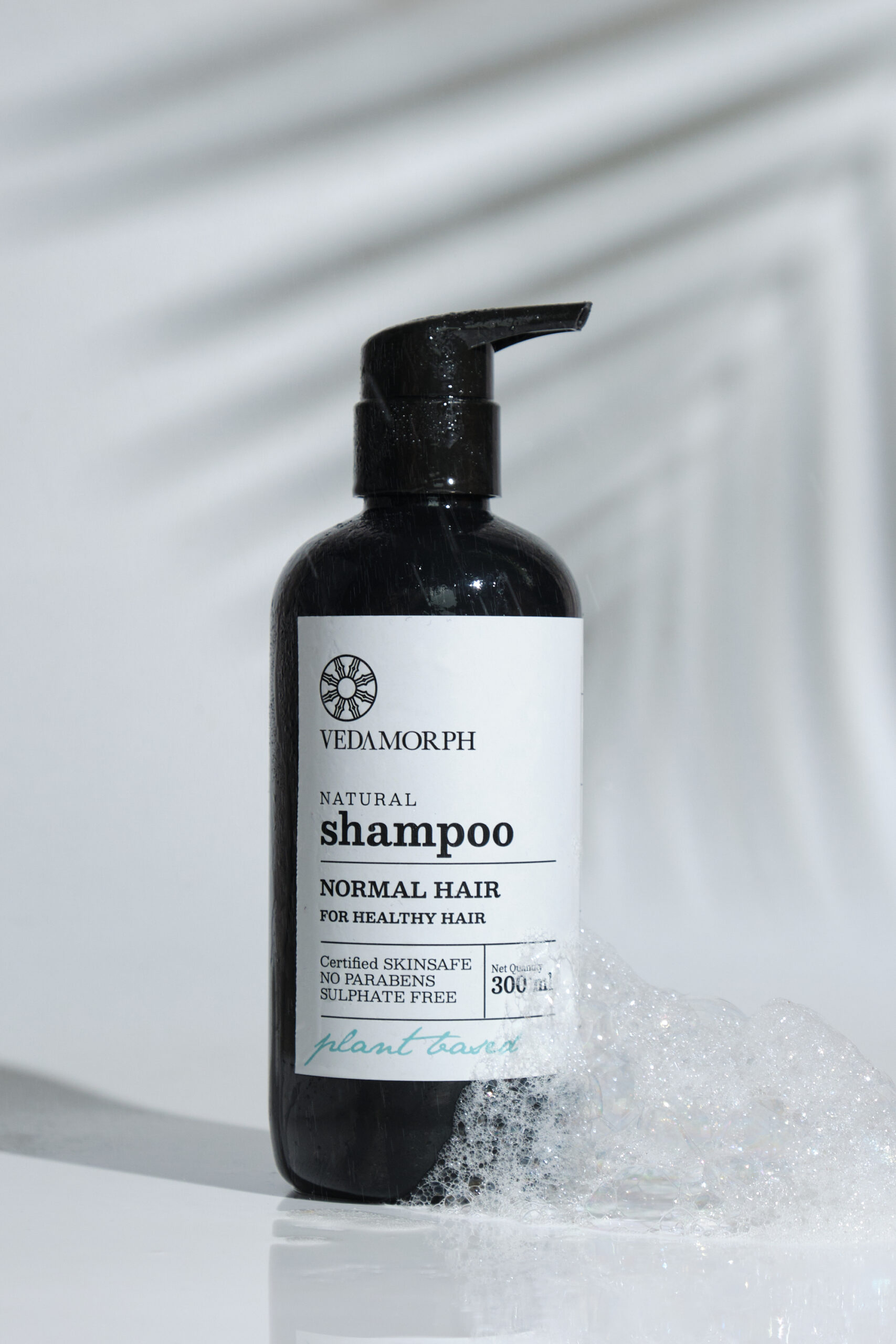 Vedamorph shampoo packaging